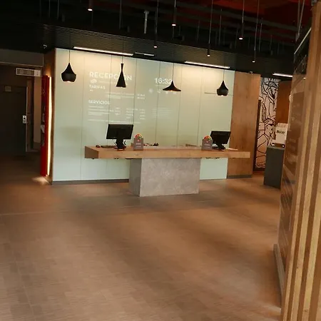 宜必思阿里坎特酒店 阿利坎特