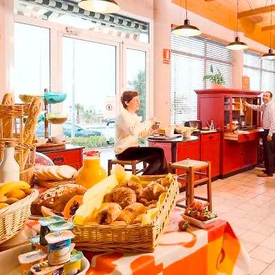 Ibis Отель Аликанте